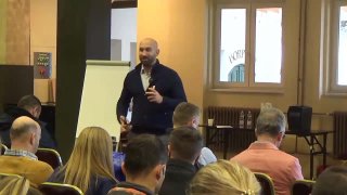 3. Könyvek és social média